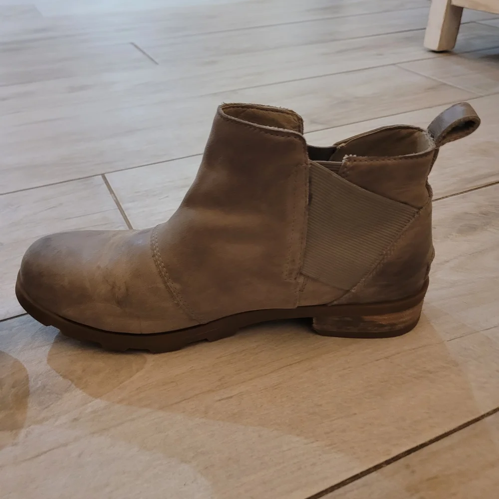 Sorel Brown Ankle Boots - Picture 6 of 12